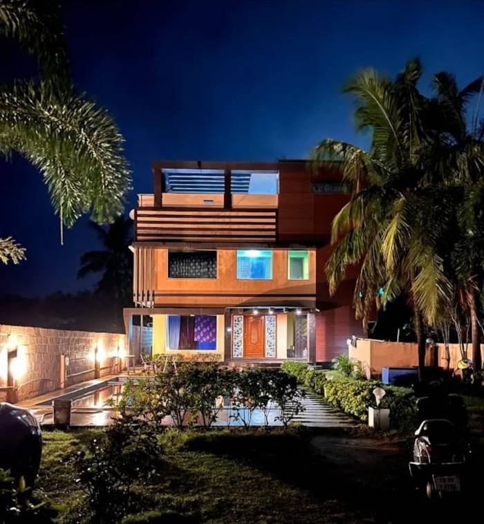 Villa at night